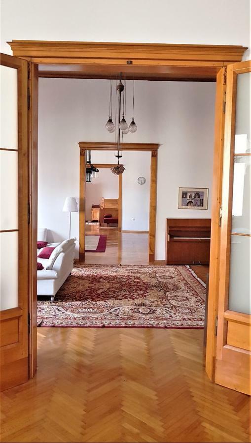 Luxury Apartment In The Heart Of Varaždin エクステリア 写真