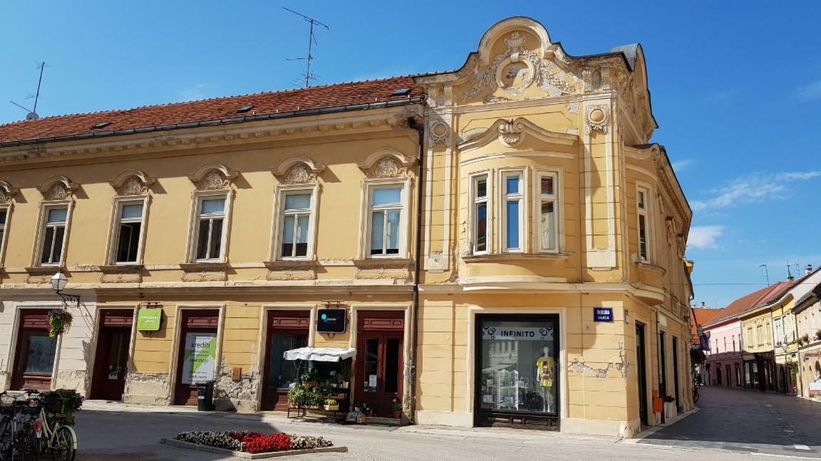 Luxury Apartment In The Heart Of Varaždin エクステリア 写真