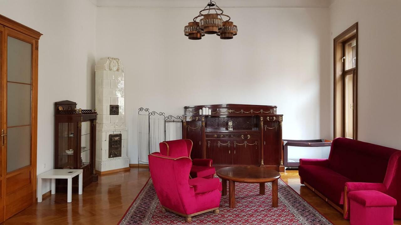 Luxury Apartment In The Heart Of Varaždin エクステリア 写真